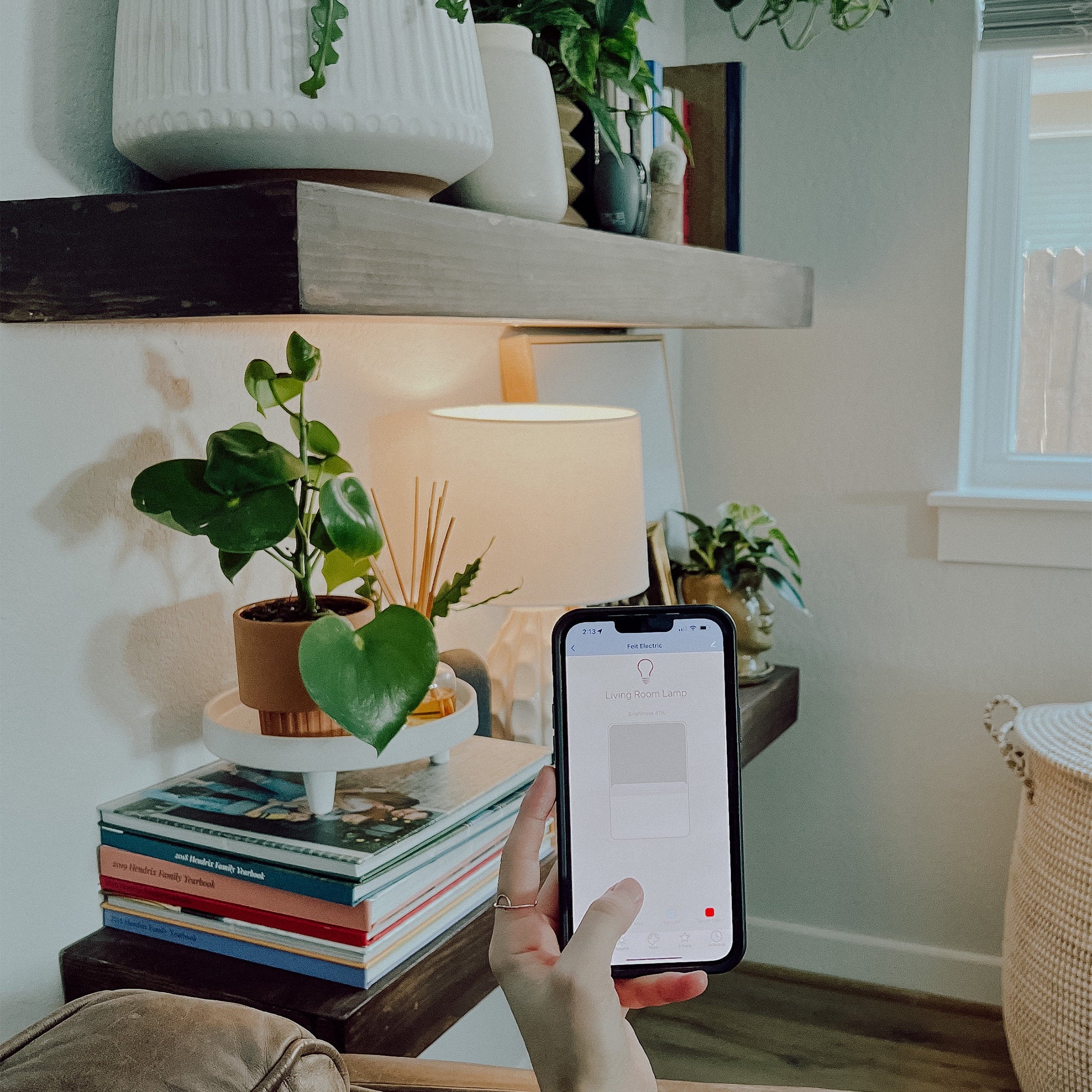 Smart LED 9 Watt (60 Watt Equiv) Color Select White Light Bulb, A19, E26, Dim 3 Pack